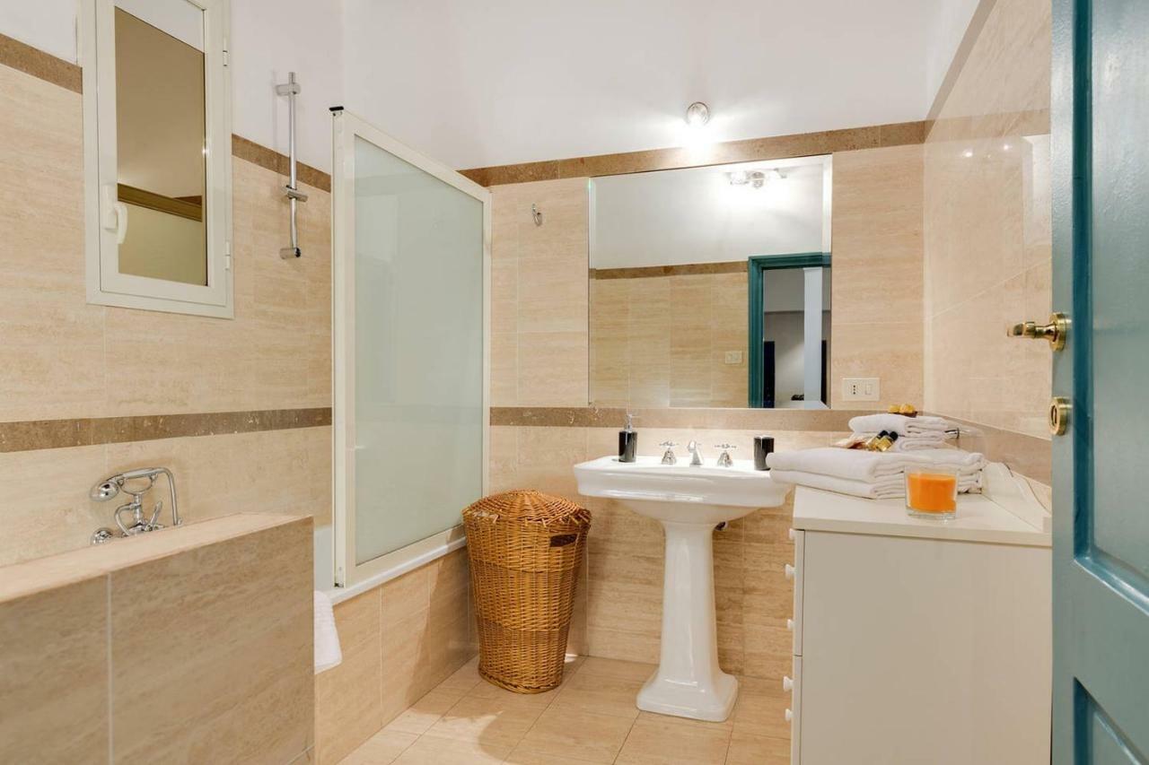 Apartment Domus Florea Rome